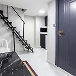 Modern Flat In The Heart Of Beyoglu