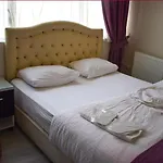 Kuembet Hotel
