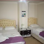 Kuembet Hotel