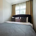 Central 3-Bedroom Flat
