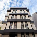 Duplex Penthouse Wparking 3Bd2Bath Views! #340