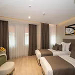 Rayelin Hotel Old Town