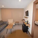 Arsisa Hotel