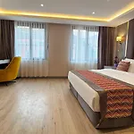 The Kuelsuemz Hotel