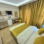 Taksim La Marino Hotel