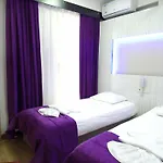 Kadikoy Arya Hotel