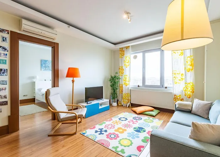 Vibrant Residance Flat With City View In Umraniye