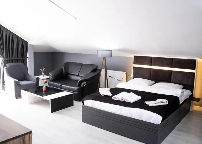 Lions Suit Hotel