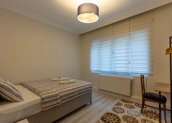 In The Centre Of Taksim And Galataport 3 Bedrooms In Apartment