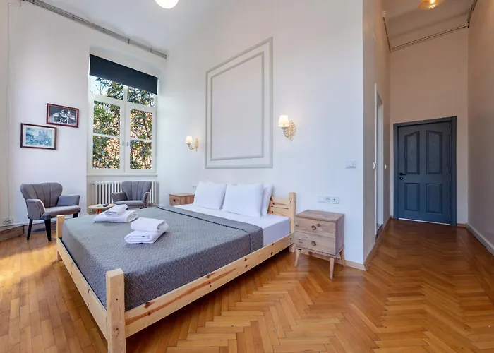 Cezayir Rooms