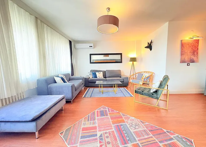 Central Apartment With 3Br, Lift, Ac, Cihangir