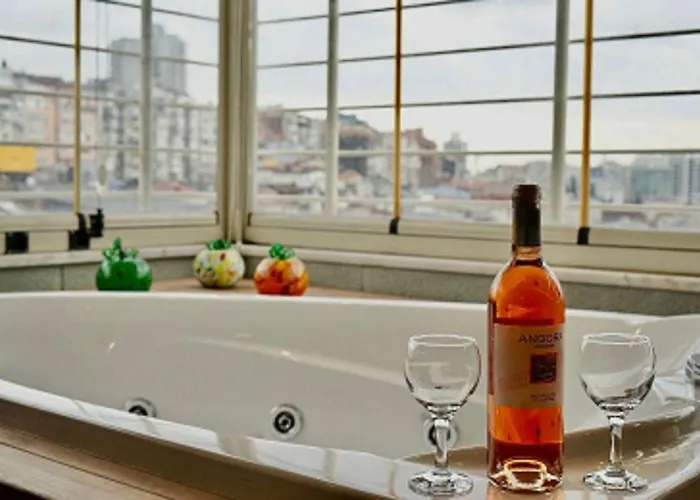 The Sisli Grand Chinese Beijing Suites