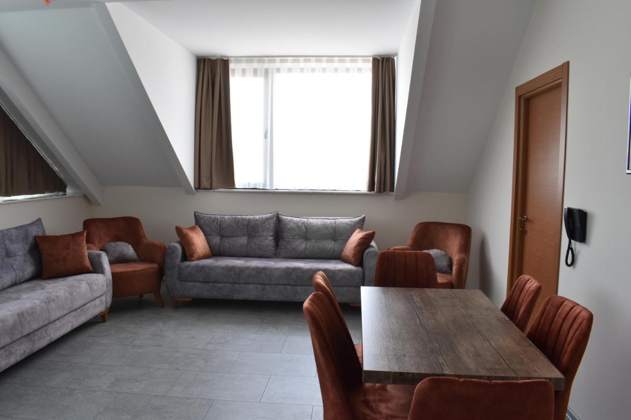 Aparthotel Mia 2*