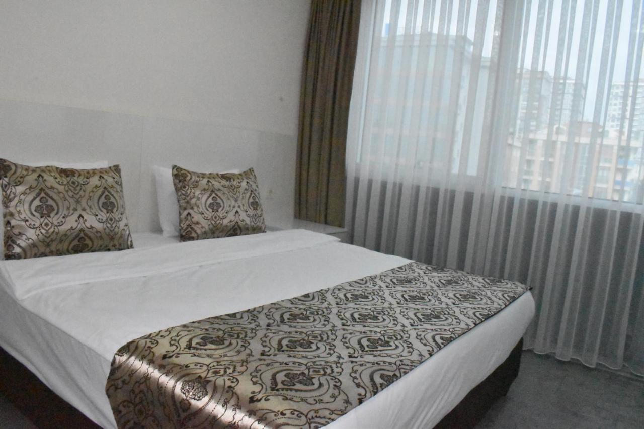 Mia Aparthotel