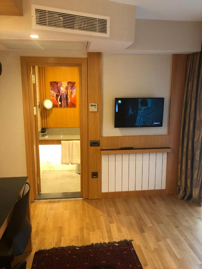 Maywood 4*