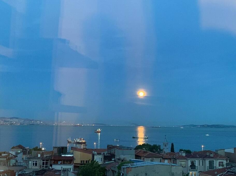 Fabulous Sea View & Luxury In The Center * Istanbul