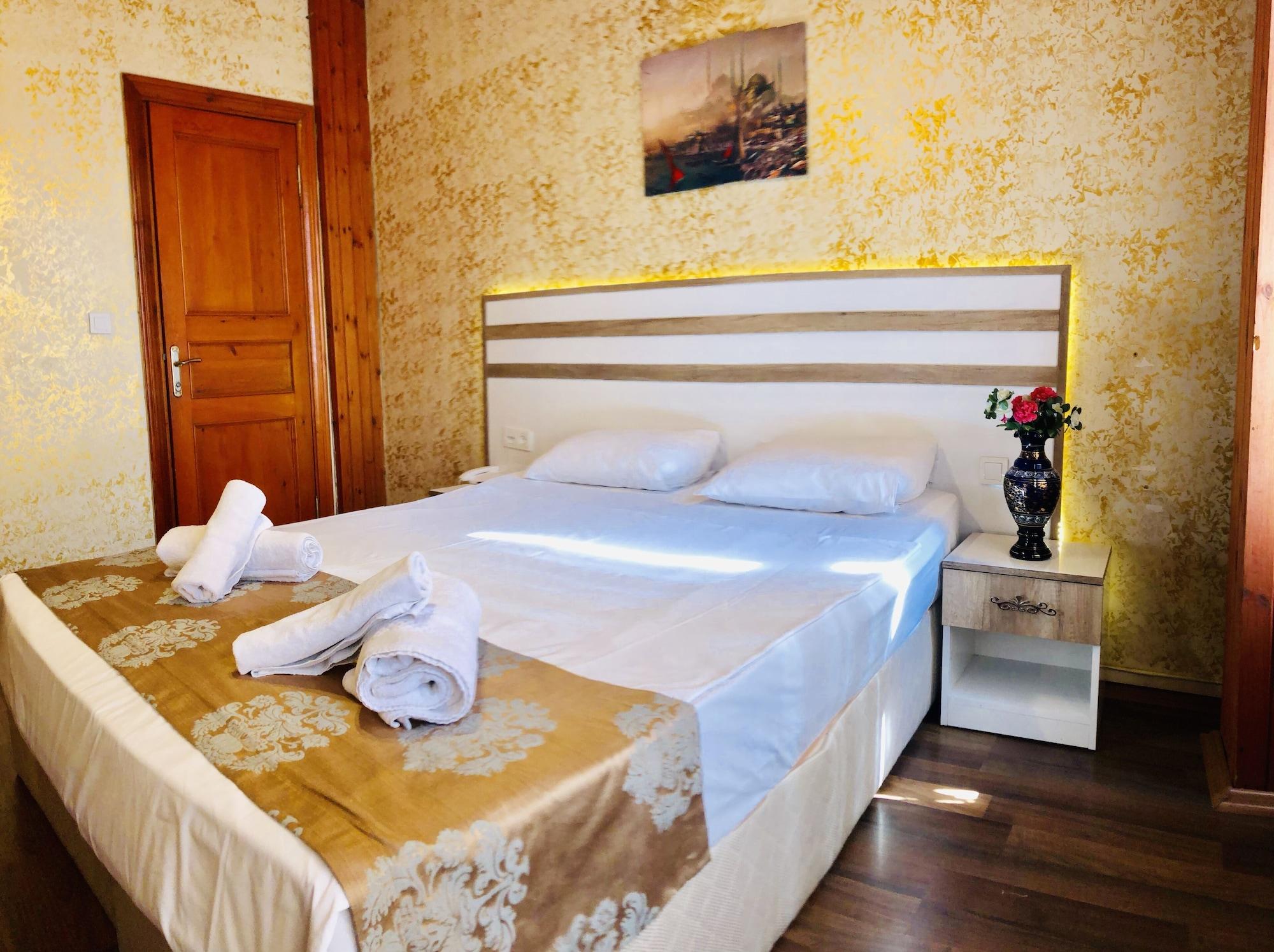 Art Hotel 3*