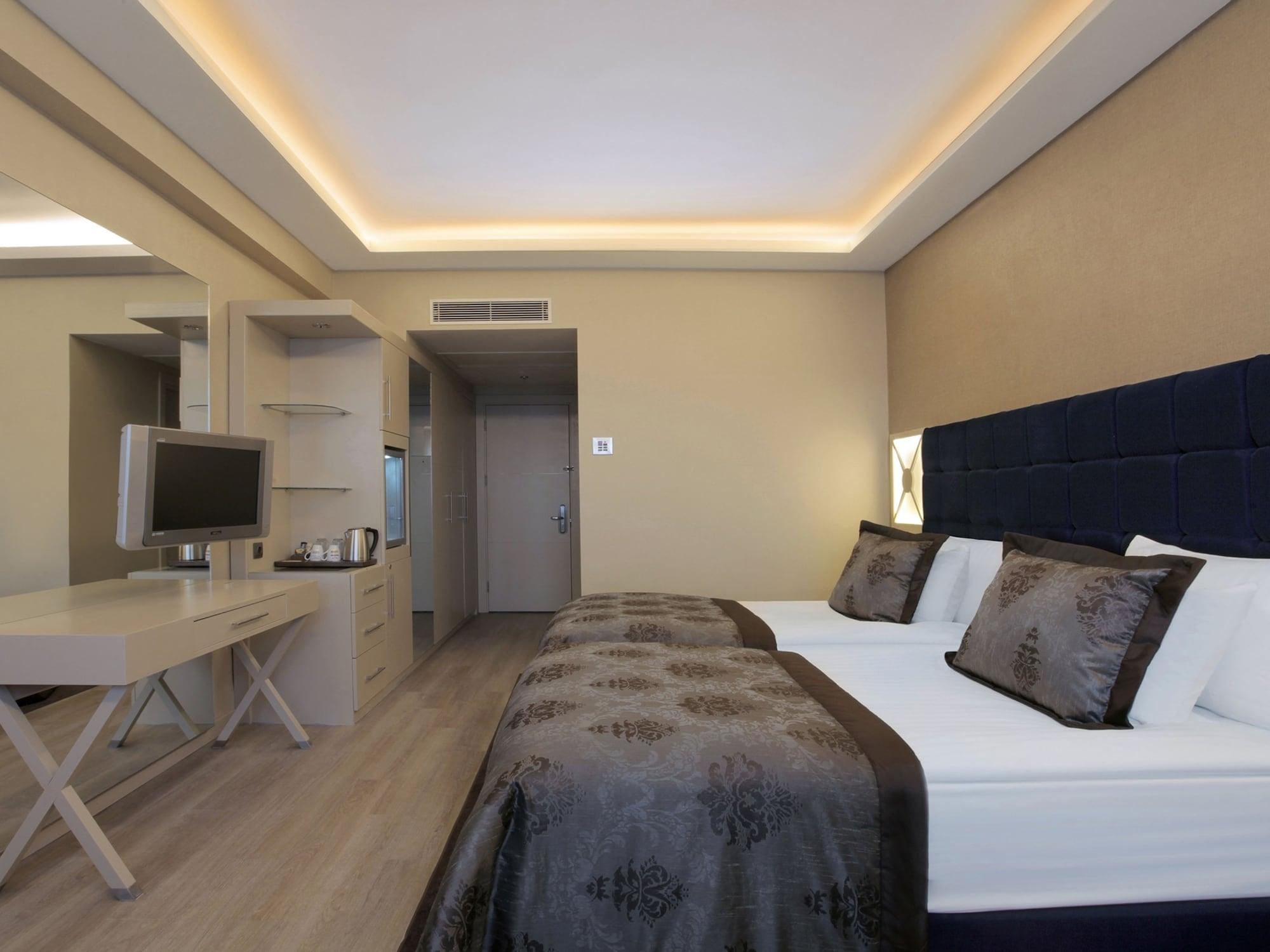 Wow Hotel 5*