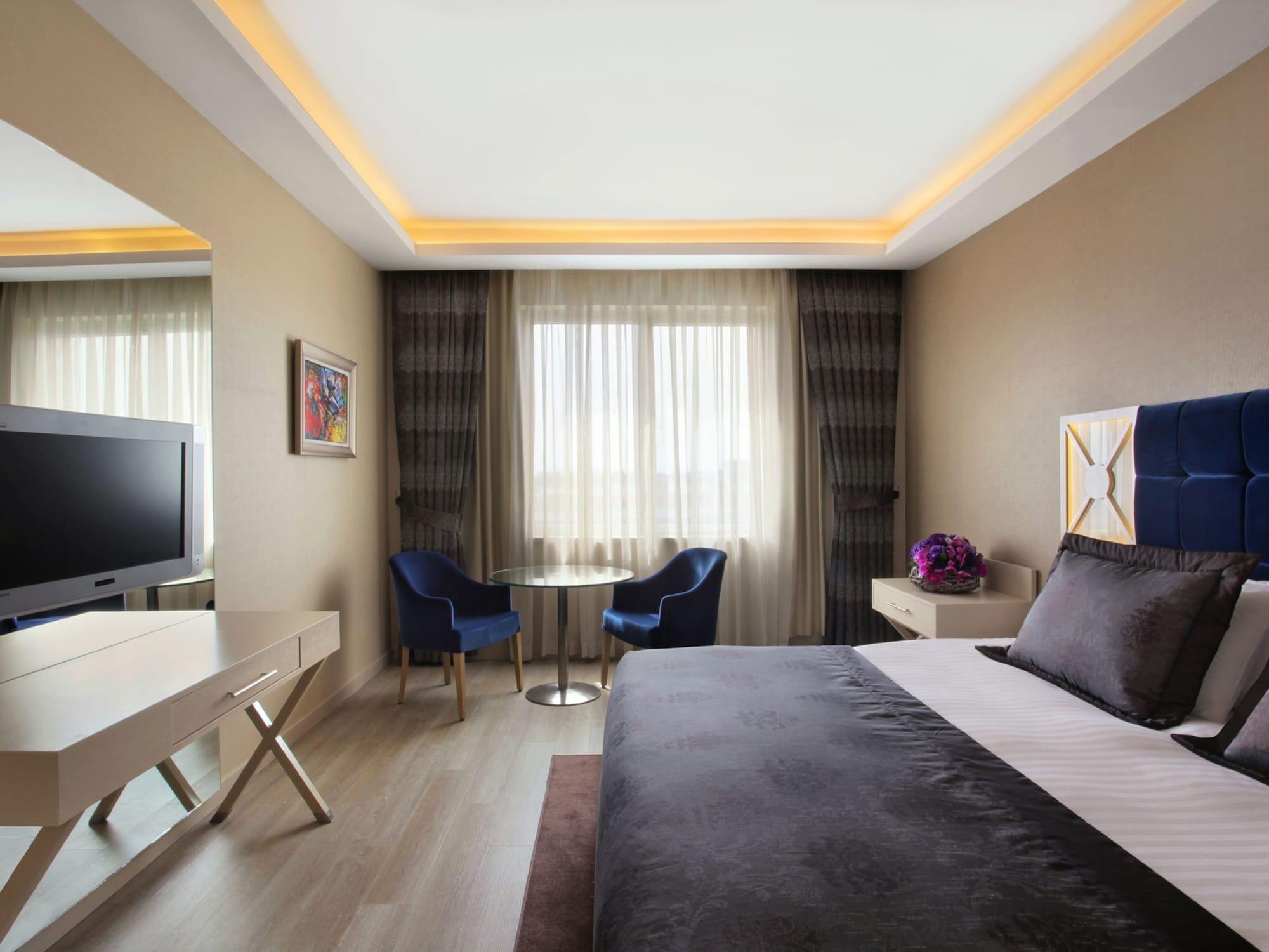 Hotel Wow 5*