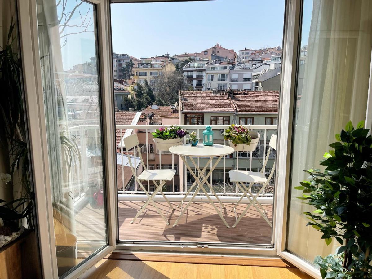 Cozy And Bright Near Bosphorus Istanbul