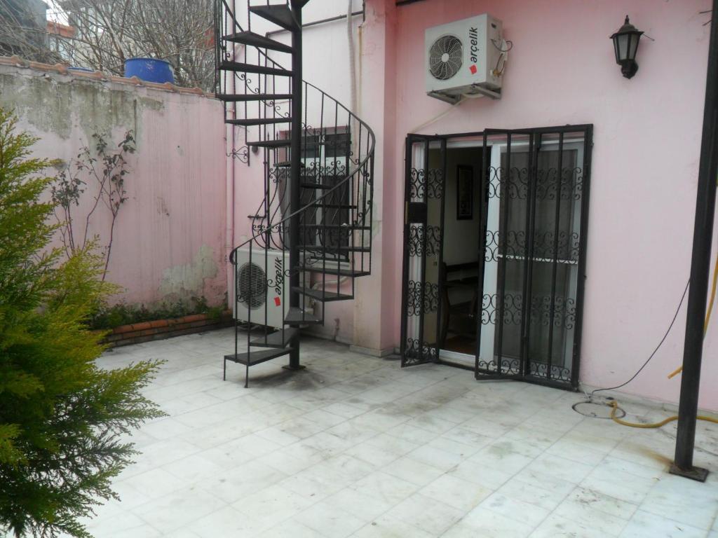Flamingo Apart Aparthotel 3*