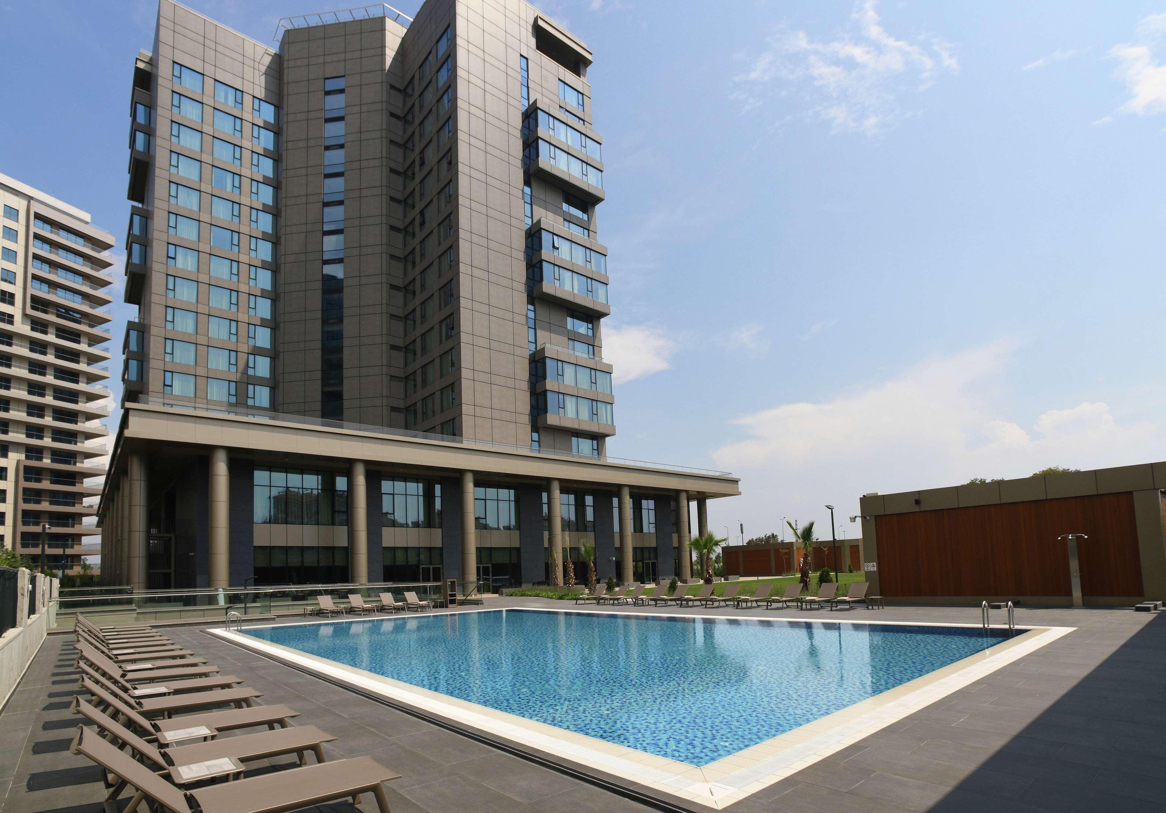 Hilton Bakirkoy Hotel 5*