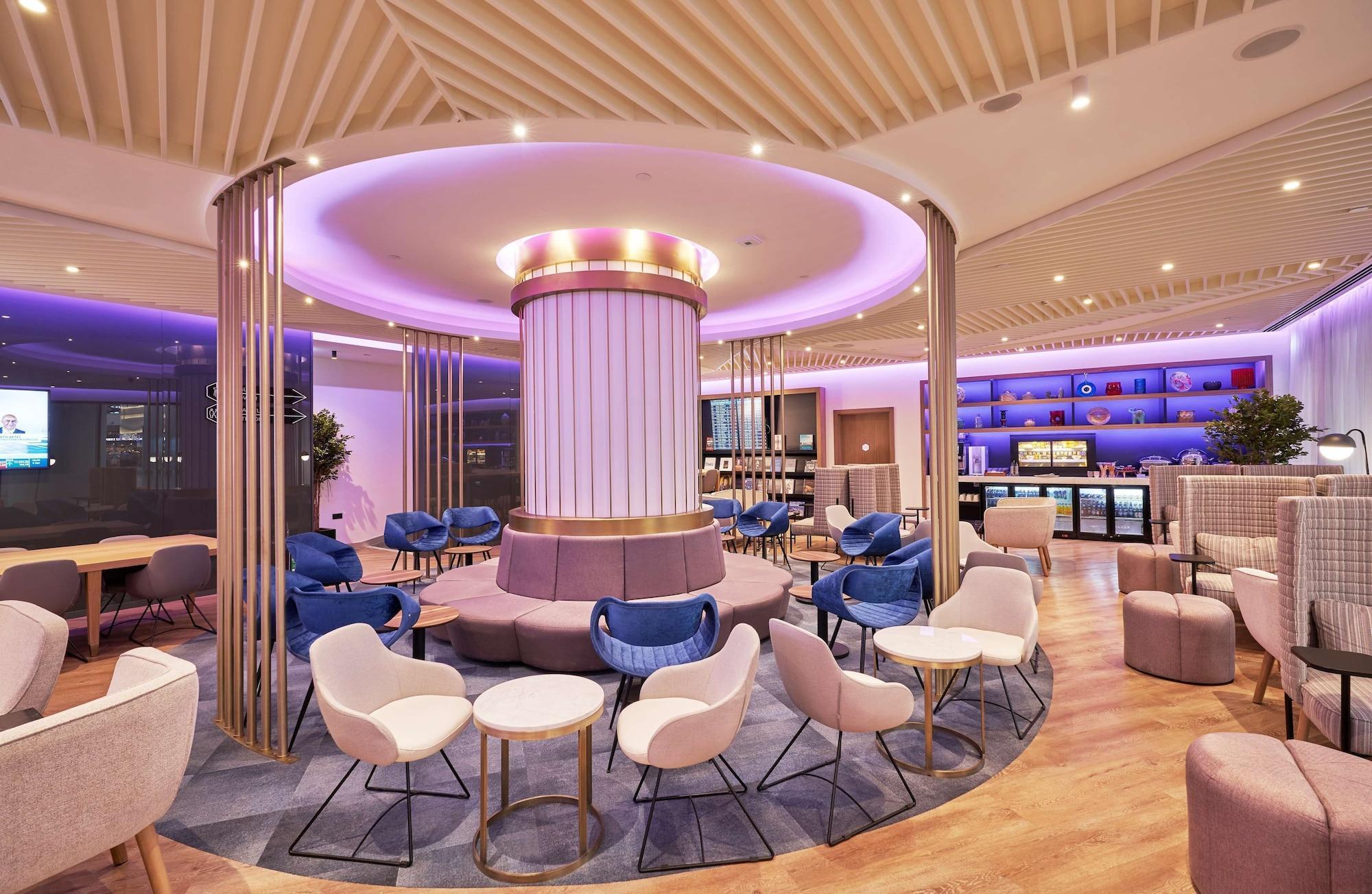 Yotel Airport, Entrance Hotel 2*