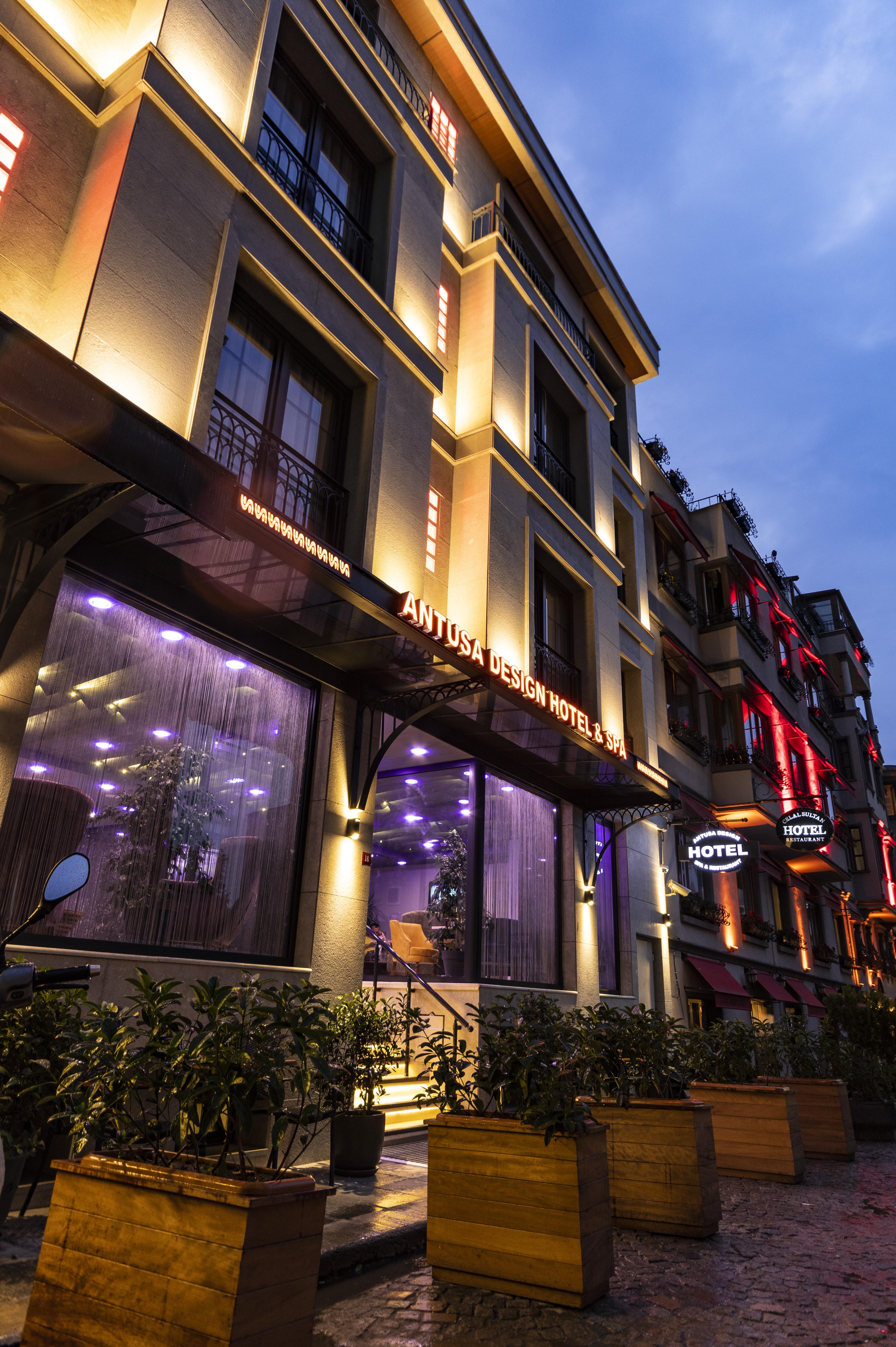 Hotel Antusa Design & 4*