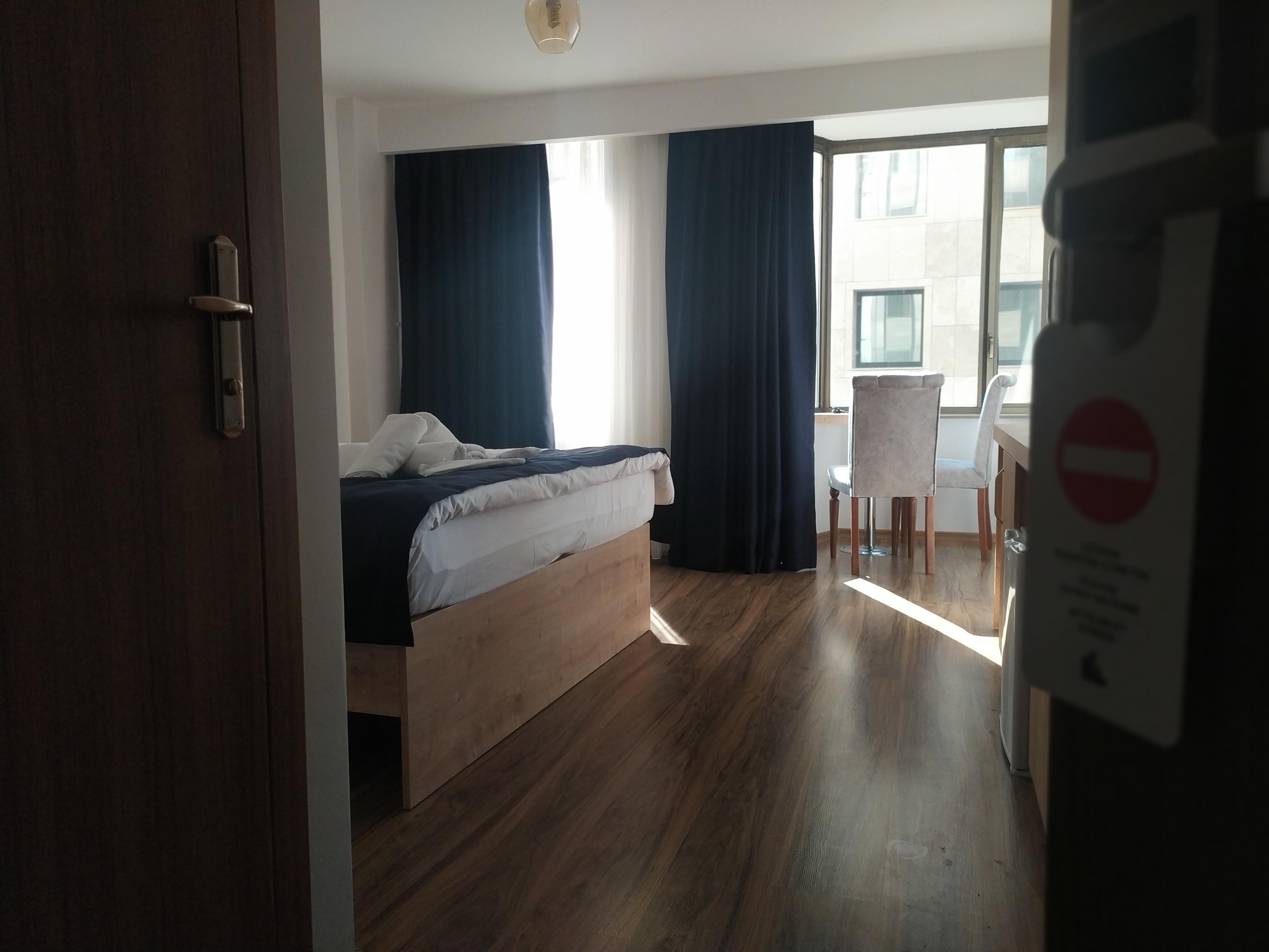 Golden Street 3*