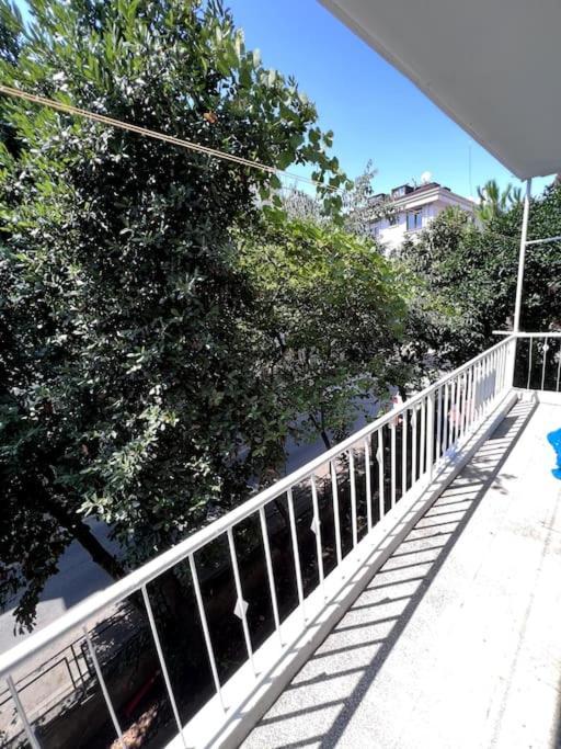 Very Close To Bosphorus, Beautiful 2 1 Salon Flat, Excellent Location * Istanbul