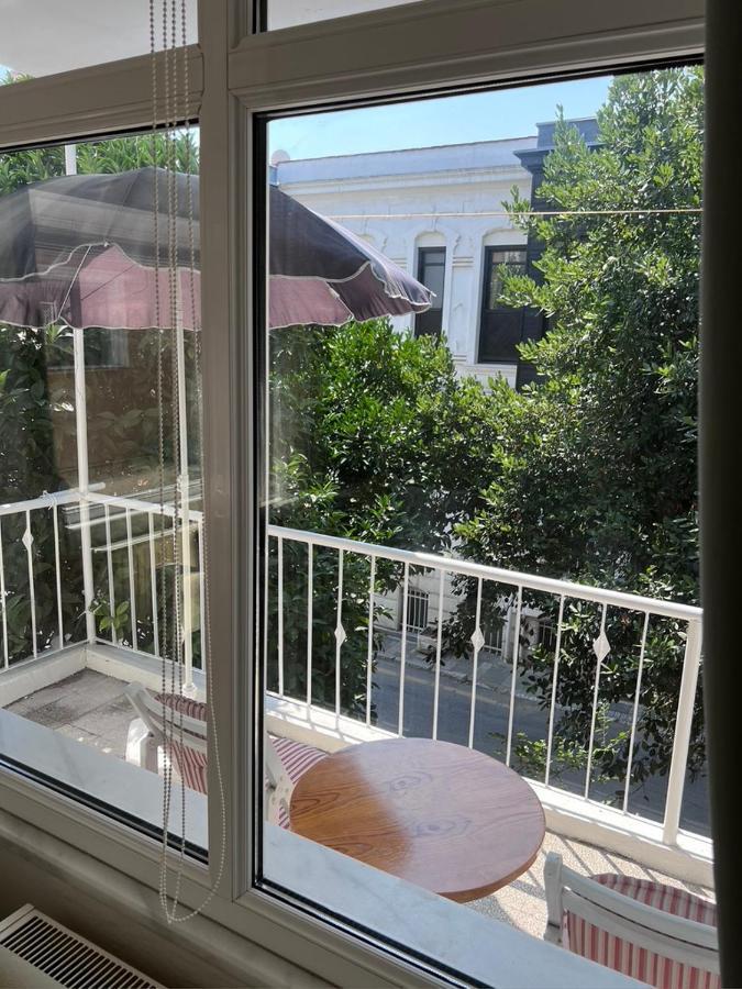 Apartment Very Close To Bosphorus, Beautiful 2 1 Salon Flat, Excellent Location *