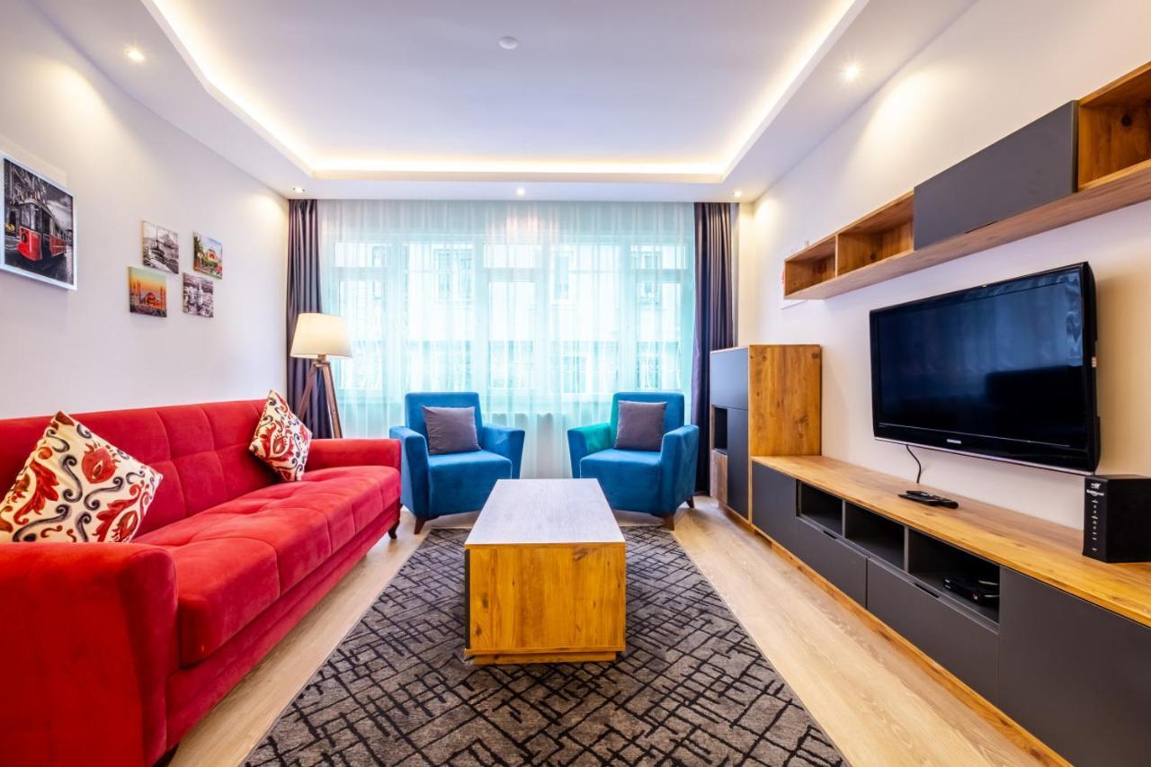 Splendid Flat In The Heart Of Cihangir Istanbul