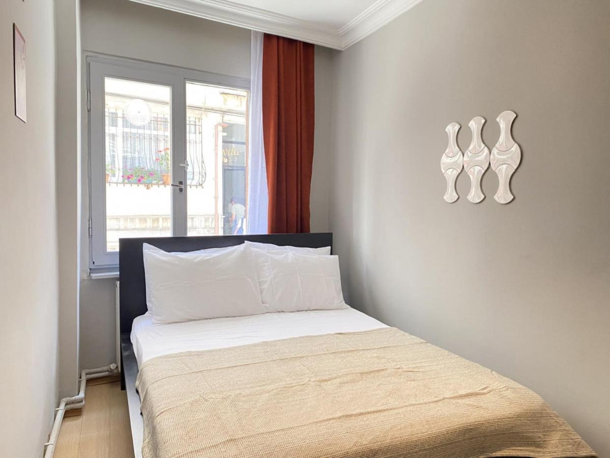 Charming Flat With Balcony In Sinanpasa Besiktas Apartment