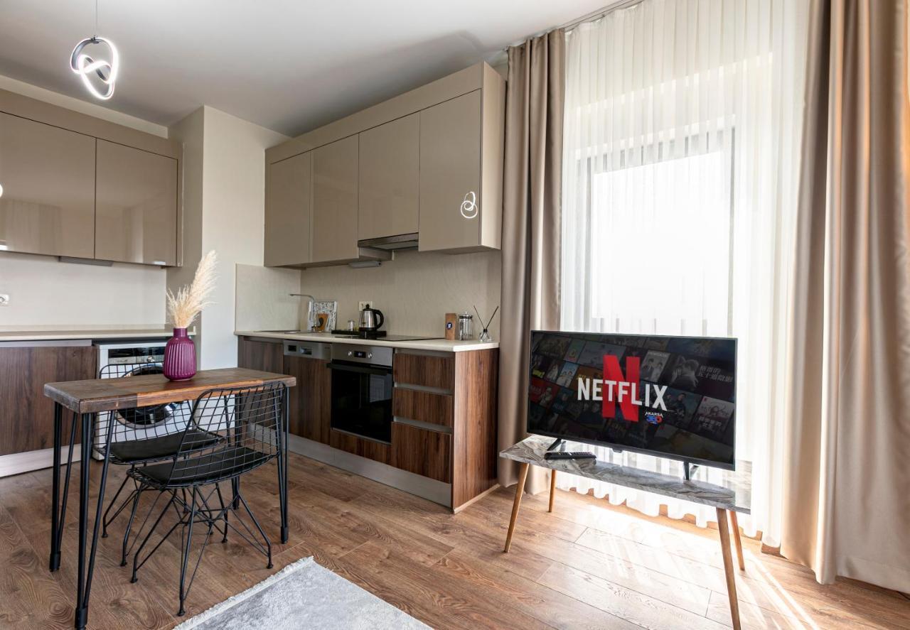 212 Outlet Karsisinda Lux N7 Apartment