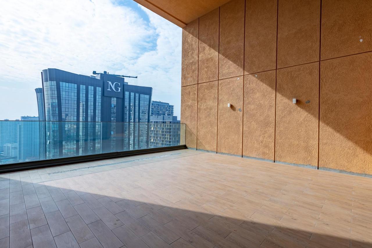 212 Outlet Karsisinda Lux N7 Apartment