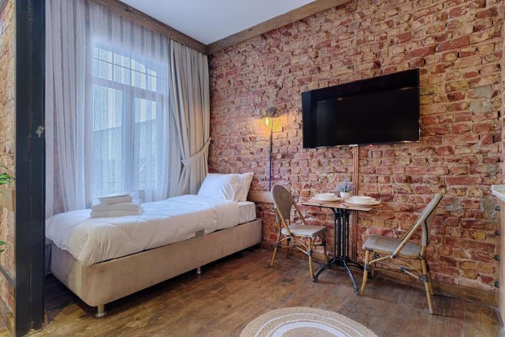 Azad Homes Tomtom Istanbul