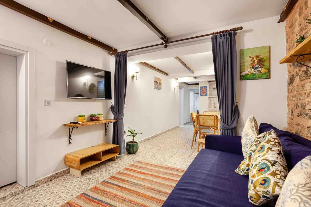 Lovely W Garden /4mins To Taksim Square *