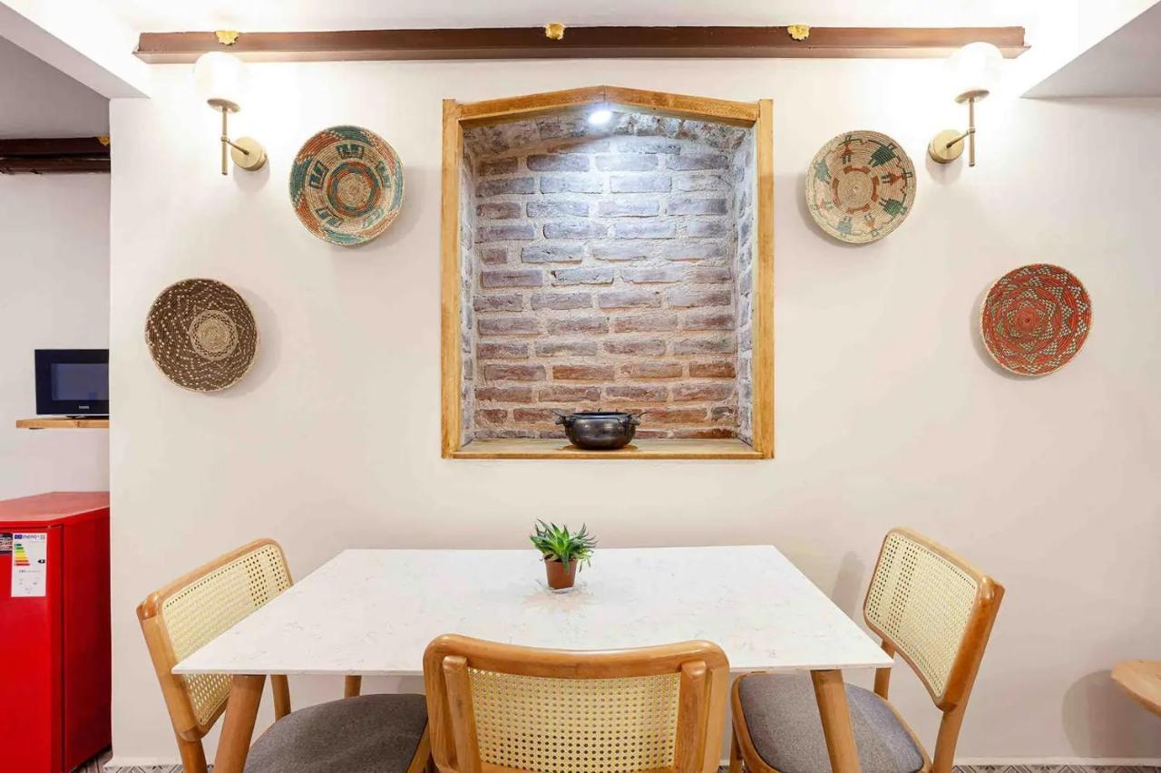 Apartment Lovely W Garden /4mins To Taksim Square