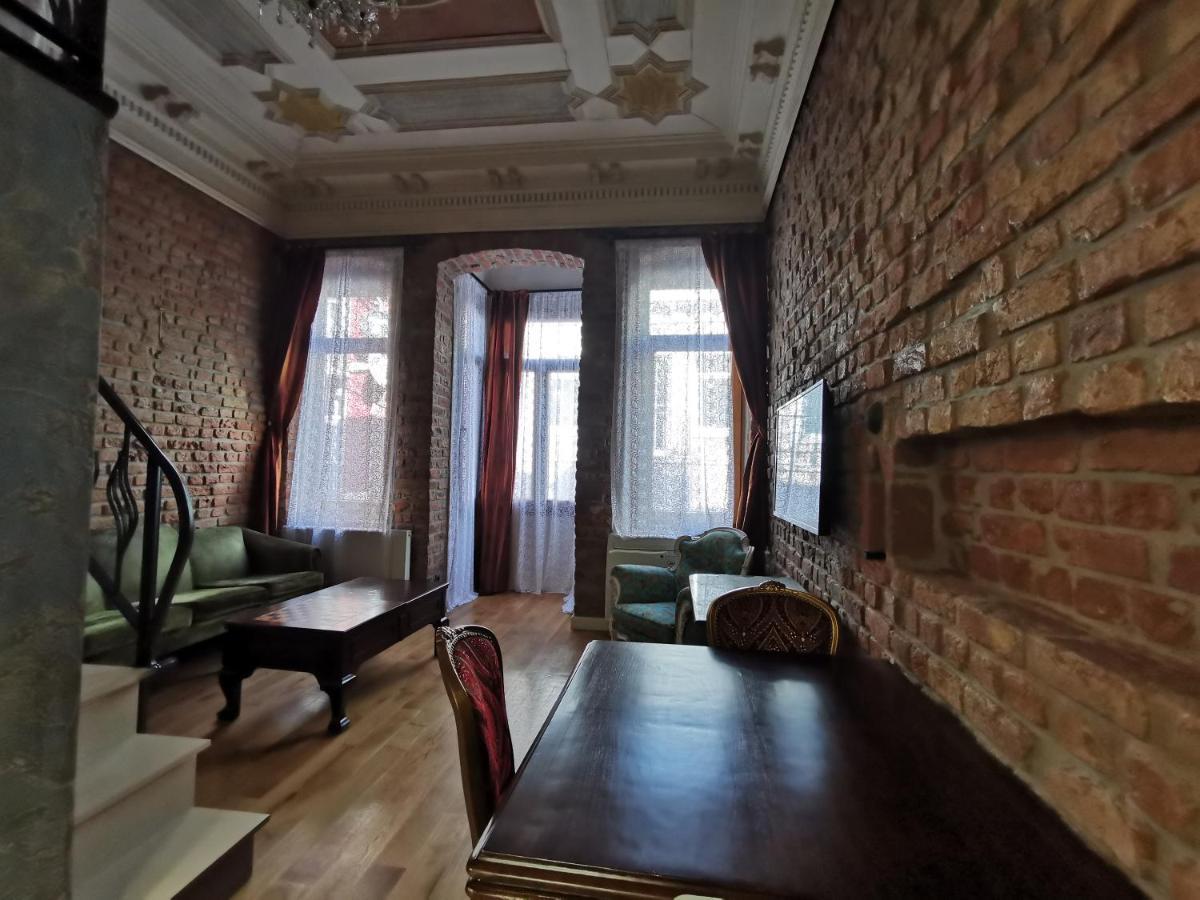 Casa 1899 Apartment *