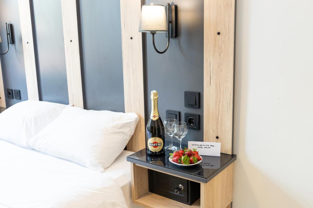 Galley Otel 3*