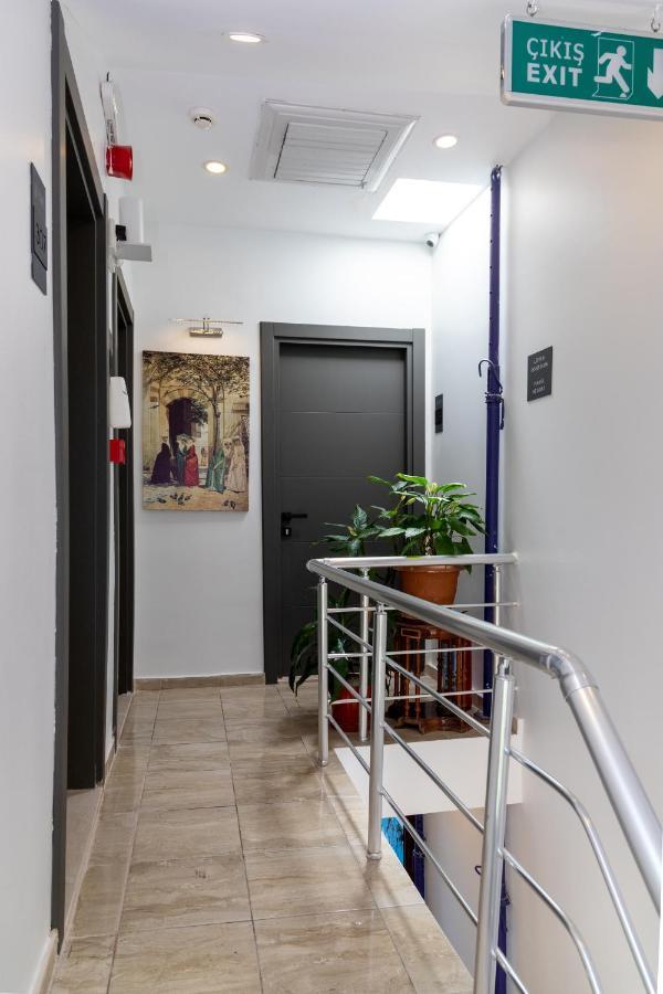 Galley Otel