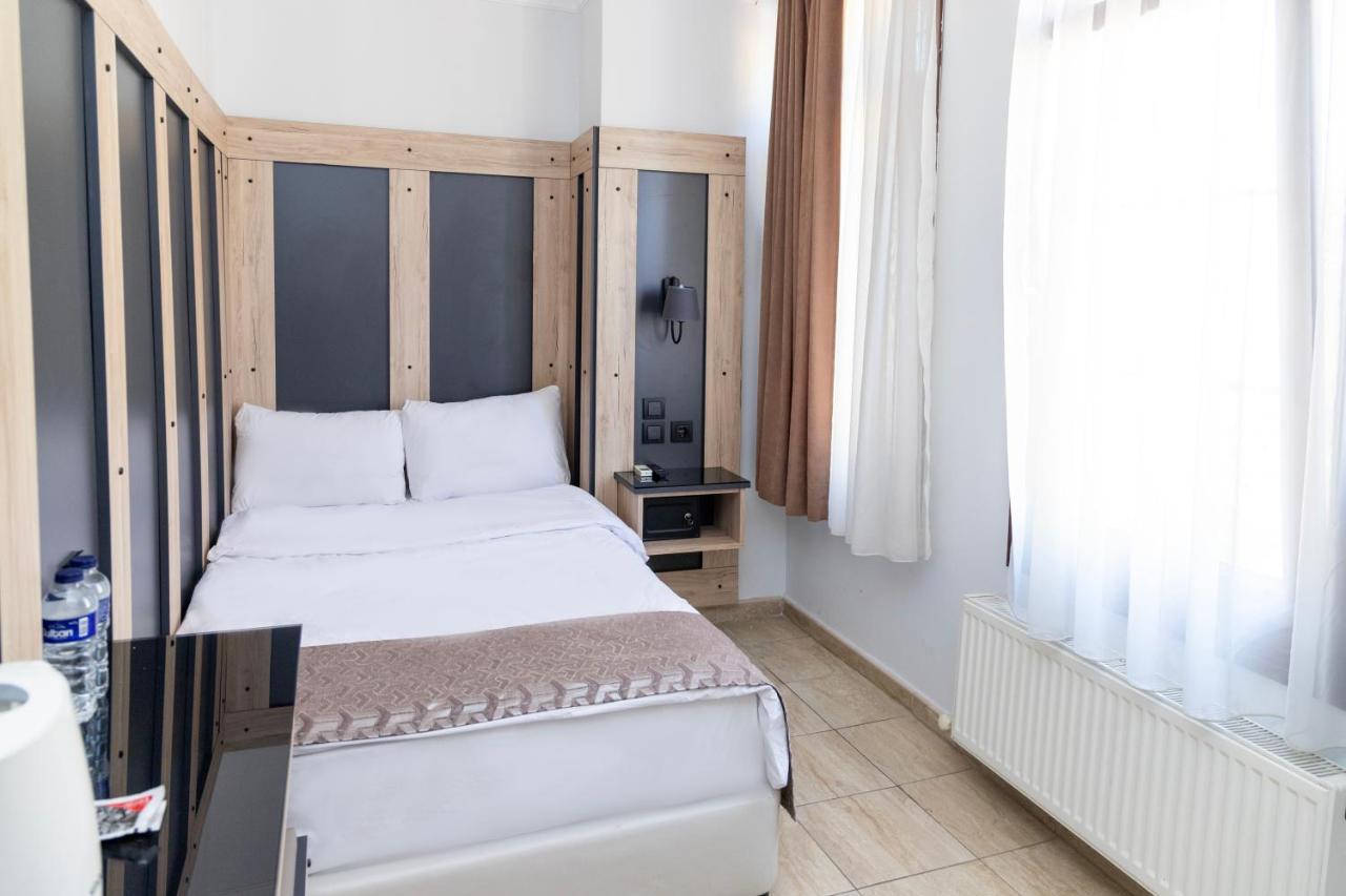 Galley Otel
