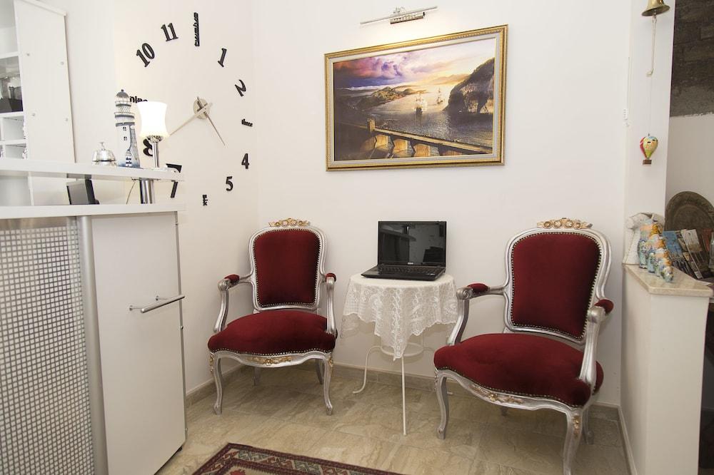 Galley Otel 3*