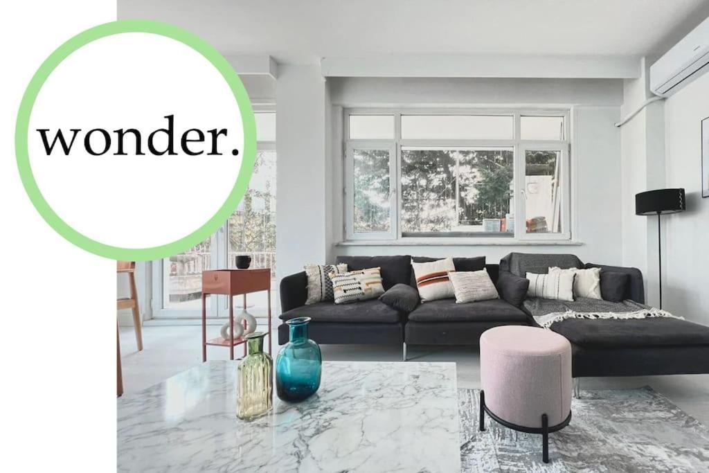 Wonder Homes- Stylish 4br Flat, Terrace, Sea View, Kabatas * Istanbul