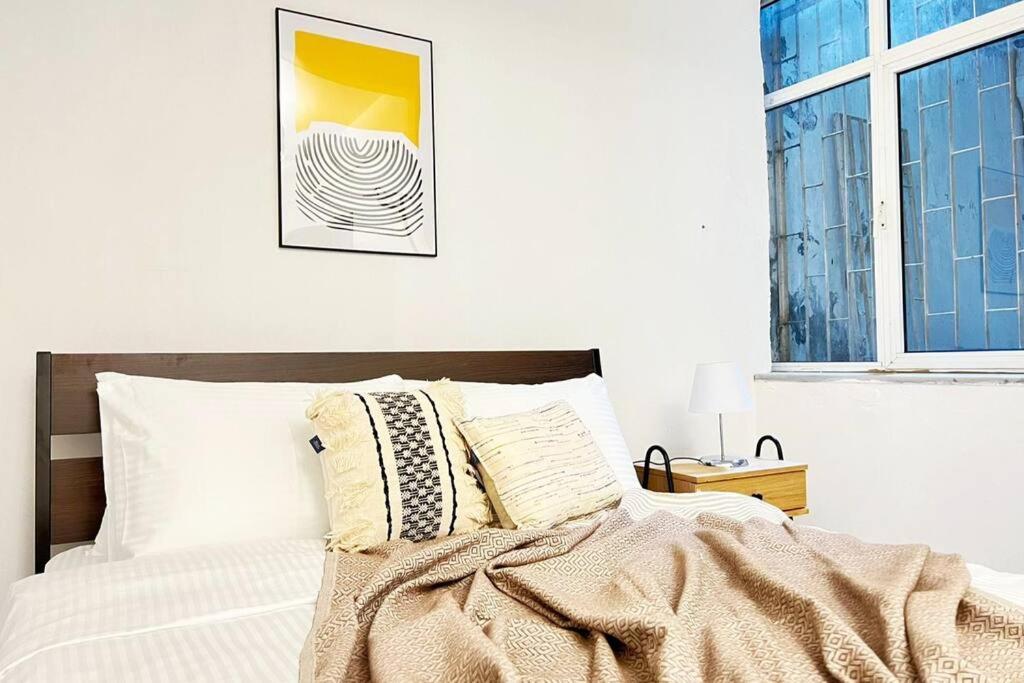 Apartment Wonder Homes- Stylish 4br Flat, Terrace, Sea View, Kabatas *