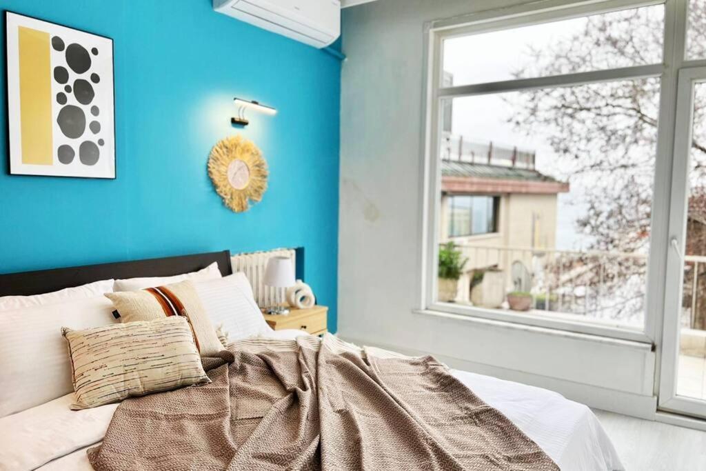 Wonder Homes- Stylish 4br Flat, Terrace, Sea View, Kabatas *