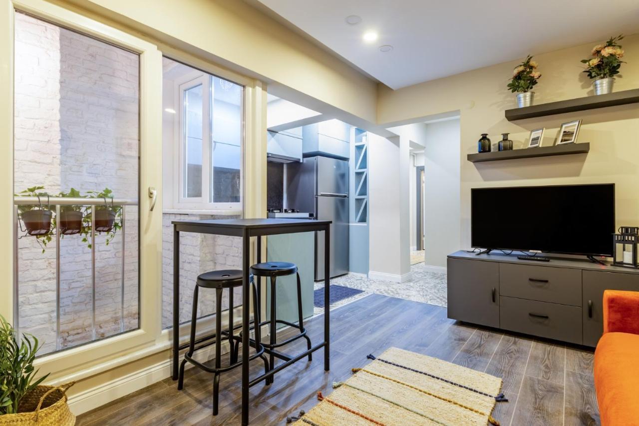 Magnificent Flat Close To Metro In Nisantasi *