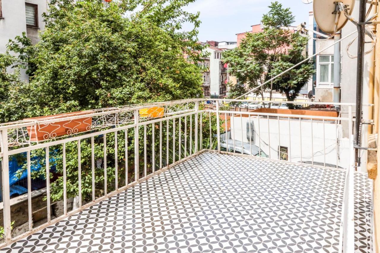 Apartment Studio Flat W Balcony Near Moda Shore In Kadikoy *