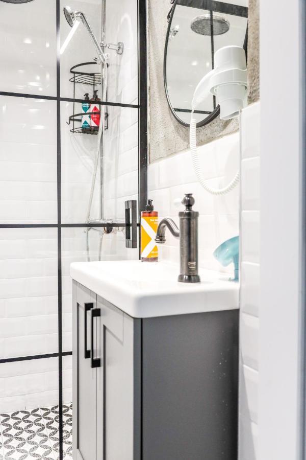 Apartment Studio Flat W Balcony Near Moda Shore In Kadikoy Istanbul
