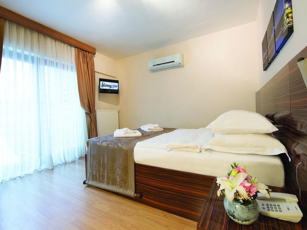 Aparthotel Blueway